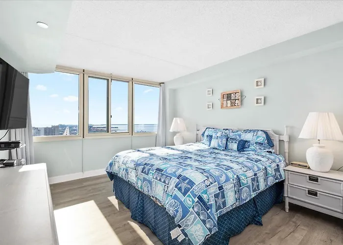 Beautiful Oceanfront 3 Bedroom Penthouse Unit With Two Pools! Ocean Stadt
