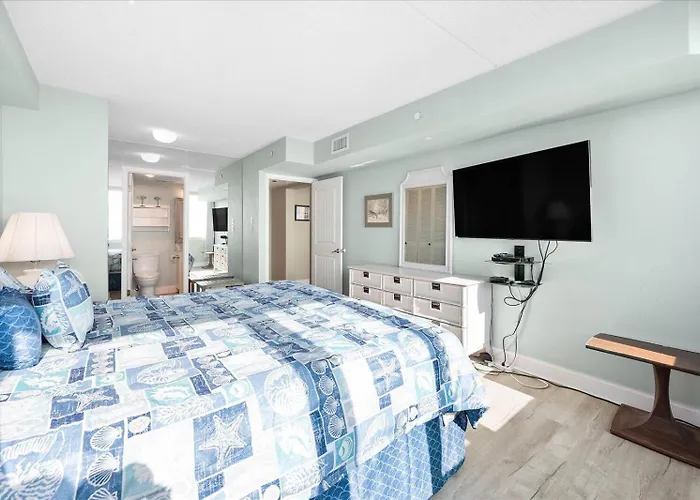 Ferienhaus Beautiful Oceanfront 3 Bedroom Penthouse Unit With Two Pools!
