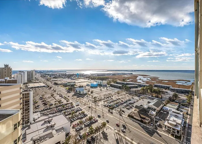 Ferienhaus Beautiful Oceanfront 3 Bedroom Penthouse Unit With Two Pools! *