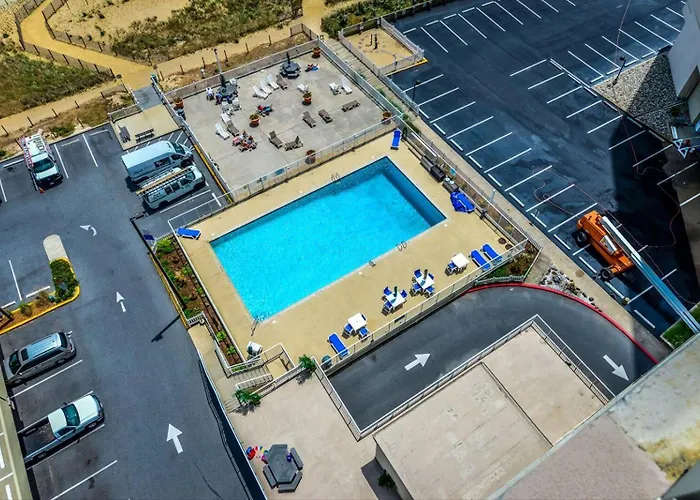 Beautiful Oceanfront 3 Bedroom Penthouse Unit With Two Pools! Ocean Stadt
